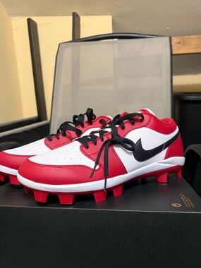 Air Jordan 1 low baseball cleats